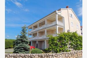 Apartamente şi camere cu parcare Malinska, Krk - 20371