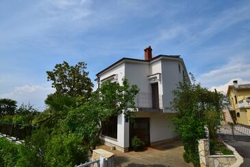 Apartments With Parking Space Malinska, Krk - 20375 - Malinska
