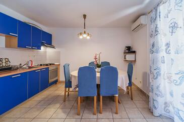 Appartamenti accanto al mare Malinska, Veglia - Krk - 20376