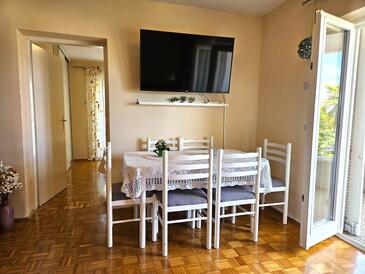 Appartamenti con piscina per famiglie Malinska, Veglia - Krk - 20377