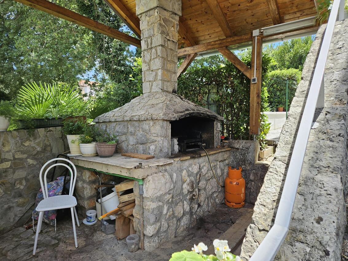 Ferienwohnungen mit Pool für Familien Malinska, Krk - 20377