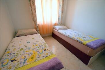 Apartments with parking space Porat, Krk - 20378