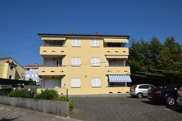 Apartamente cu parcare Malinska, Krk - 20382 Adriatic.hr