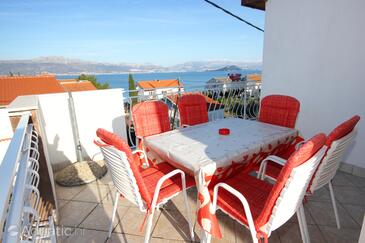 Apartmanok a tenger mellett Slatine, Ciovo - 2039