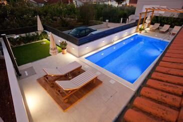 Rodinné apartmány s bazénem Preko, Ugljan - 20390