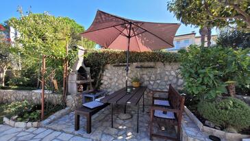 Apartments with parking spaces Malinska, Krk - 20405 Adriatic.hr