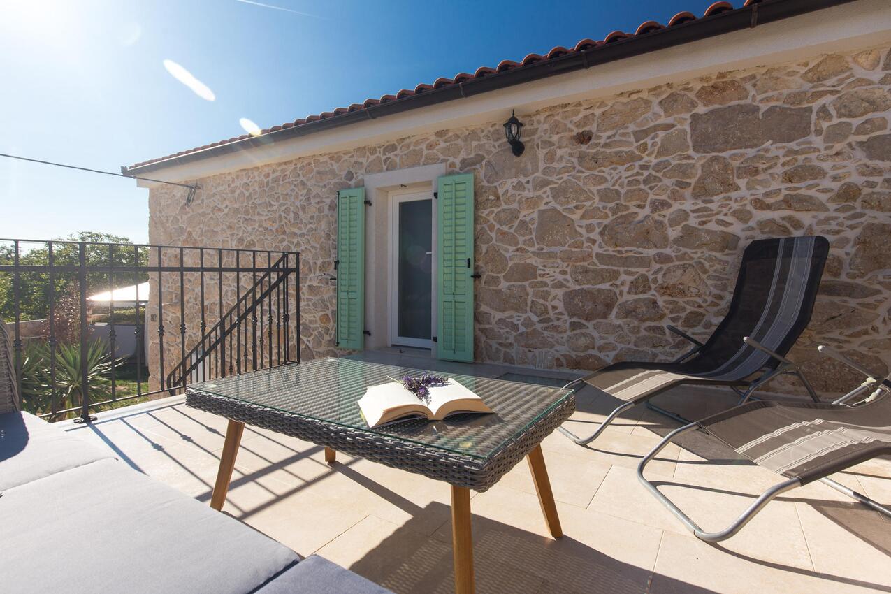 K-20409 - Alloggi privati - Casa vacanze con parcheggio Polje, Veglia - Krk