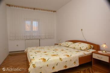 Apartments by the sea Seget Donji, Trogir - 2041