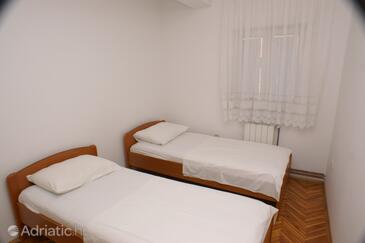 Apartments by the sea Seget Donji, Trogir - 2041