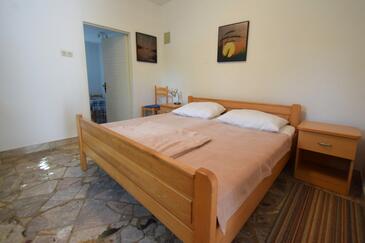 Apartmaji s parkingom Vantačići, Krk - 20416