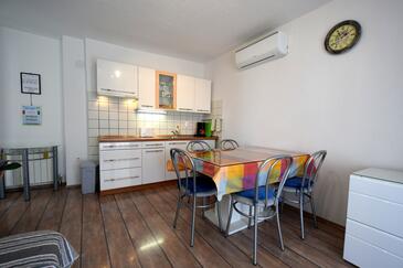 Apartments with parking space Malinska, Krk - 20417