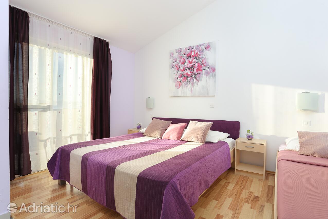 Apartamentos con parking Podstrana, Split - 20419