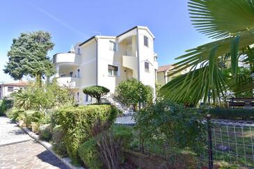 Apartments With Parking Space Umag - 20421 - Umag