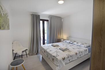 Apartmanok parkolóhellyel Umag - 20422