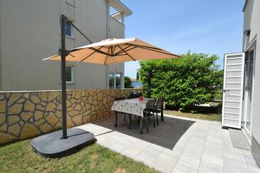 Ferienwohnungen mit Parkplatz Malinska, Krk - 20425