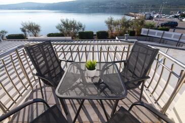 Apartments by the sea Čižići, Krk - 20433