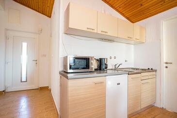 Appartementen met parkeerplaats Njivice, Krk - 20438