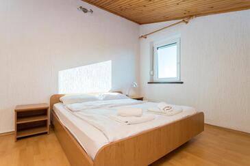 Apartmány s parkovištěm Njivice, Krk - 20438