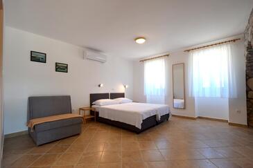 Apartments with parking space Skrbcici, Krk - 20440