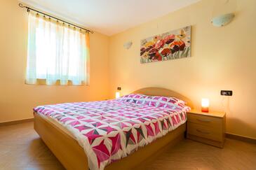 Apartments by the sea Porat, Krk - 20441