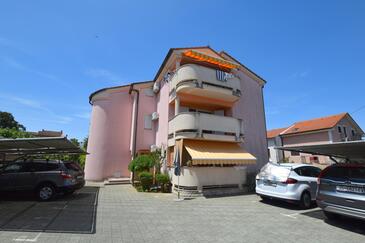 Apartmanok Parkolóhellyel Malinska, Krk - 20446 - Malinska