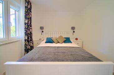 Seaside holiday house Malinska, Krk - 20454