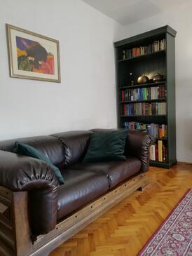 Apartments with parking space Trogir - 2046