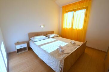 Dvoupokojový apartmán Njivice, Krk (A-20462-b)