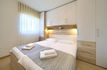 Apartmanok parkolóhellyel Vantacici, Krk - 20463