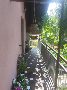 Appartamenti con piscina per famiglie Plaški, Velebit - 20466