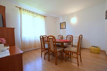 Apartamente lângă mare Njivice, Krk - 20468
