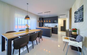 Apartamente cu parcare Malinska, Krk - 20470