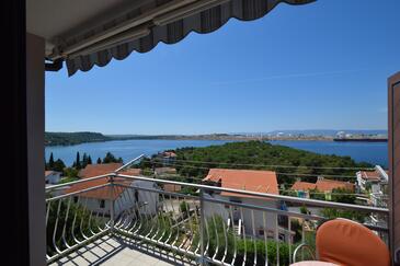 Apartmaji s parkingom Omišalj, Krk - 20472 Adriatic.hr