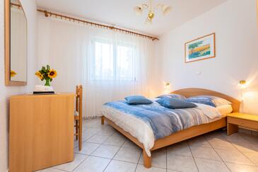 Apartmány s parkovištěm Njivice, Krk - 20473