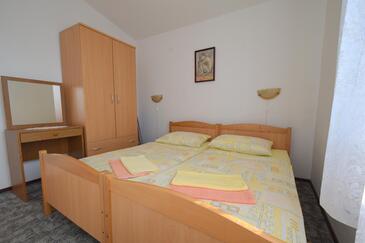 Appartamenti con parcheggio Gnivizze - Njivice, Veglia - Krk - 20474