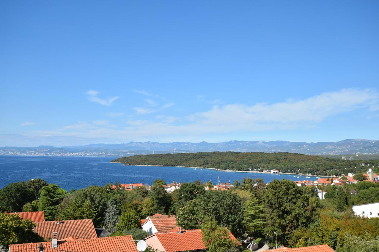 A-20479-a - Alloggi privati - Appartamenti con parcheggio Gnivizze - Njivice, Veglia - Krk