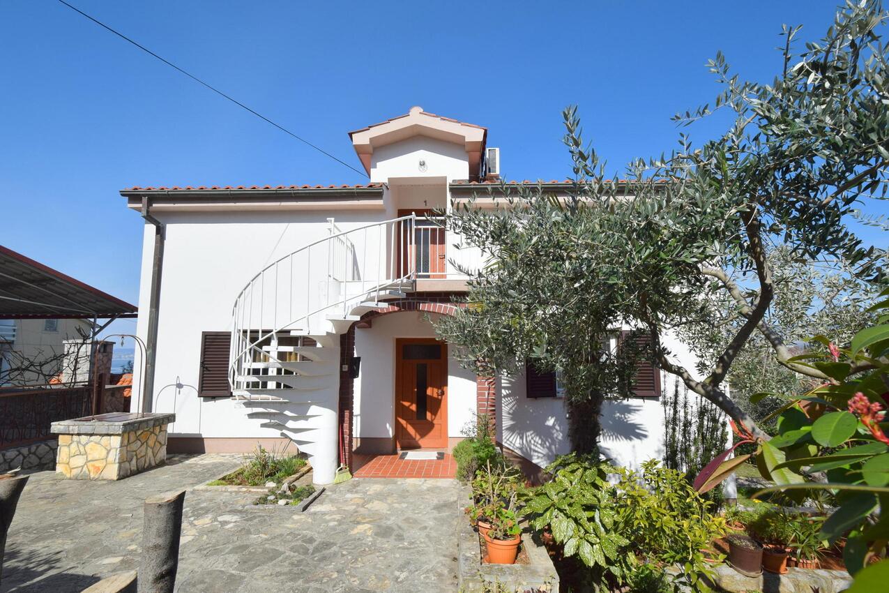 Alloggio - Appartamenti con parcheggio Gnivizze - Njivice, Veglia - Krk