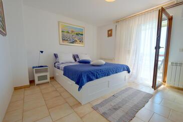 Apartmanok parkolóhellyel Omisalj, Krk - 20480