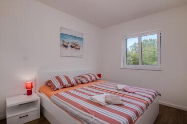 Ferienwohnungen mit Parkplatz Malinska, Krk - 20484