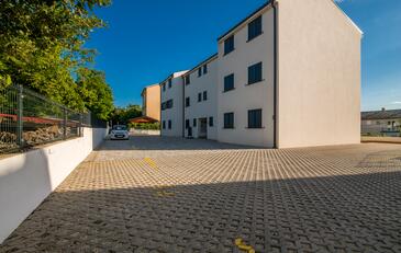 Apartmani s parkingom Malinska, Krk - 20484 Adriatic.hr
