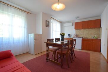 Apartmány s parkovištěm Njivice, Krk - 20486
