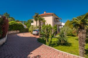 Appartamenti con parcheggio Gnivizze - Njivice, Veglia - Krk - 20487
