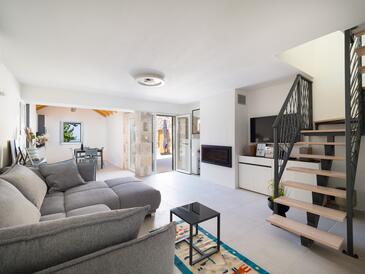 Luksusvilla med parkering Podstrana, Split - 20516