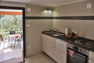 Nyaralóház a tenger mellett Vinisce, Trogir - 20520