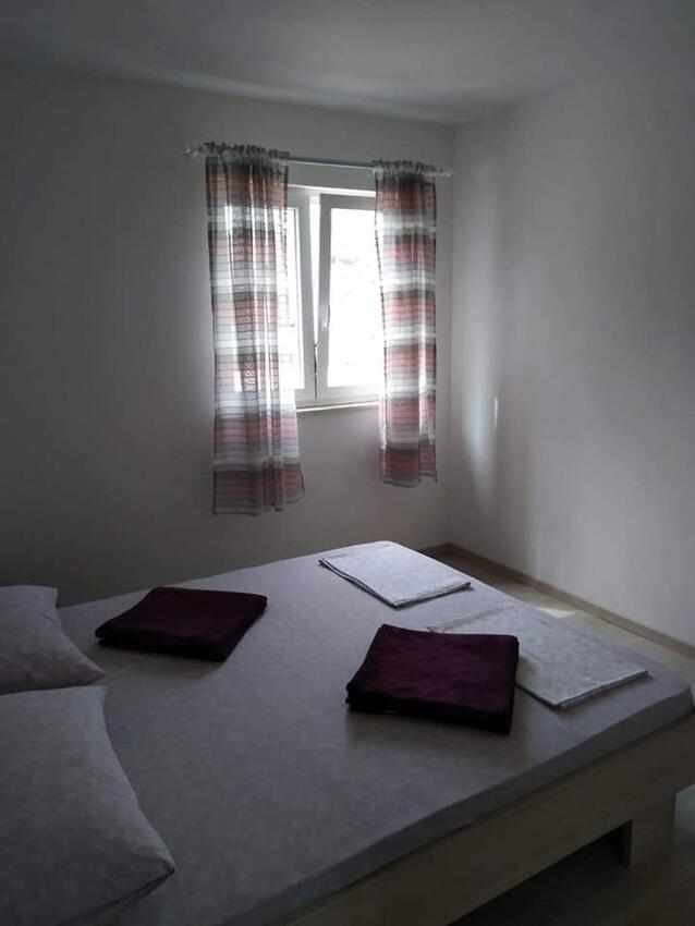 Apartmaji s parkingom Metajna, Pag - 20521