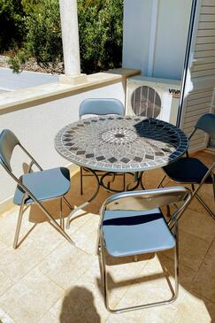 Apartments with swimming pool Mavarštica, Čiovo - 2053