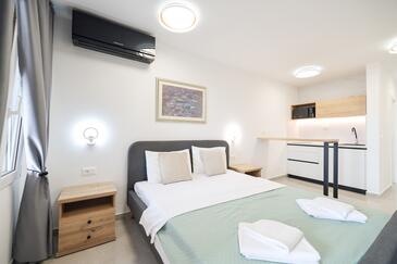 Appartamenti accanto al mare Petrcane, Zara - Zadar - 20544