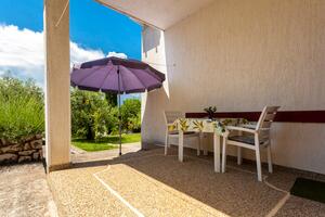 Jednosobni apartman Njivice Jednosobni apartman Njivice, Krk (A-20548-b)