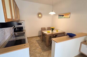 Appartementen met parkeerplaats Njivice, Krk - 20548