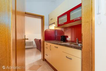 Apartmaji s parkingom Klenovica, Novi Vinodolski - 20556